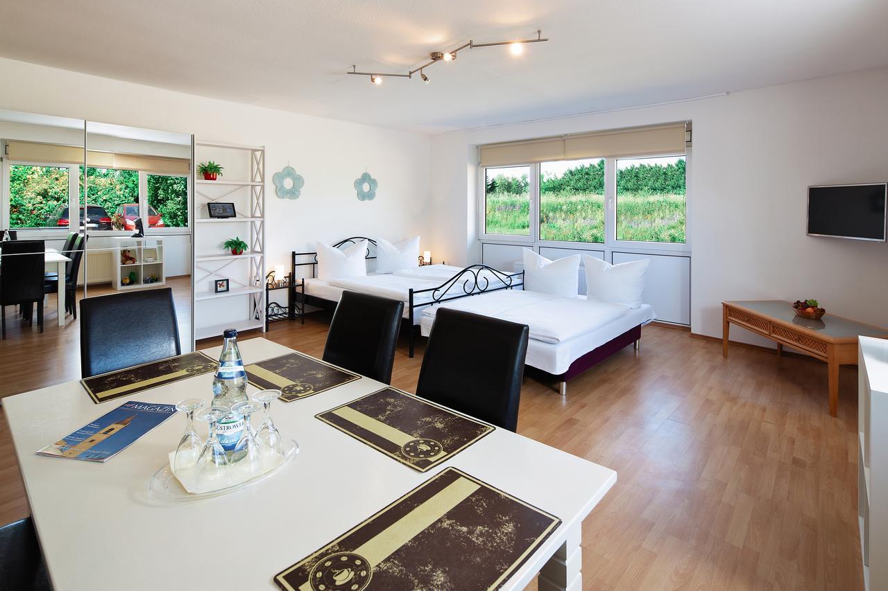 Motel ชตราลซุนด์ ภายนอก รูปภาพ