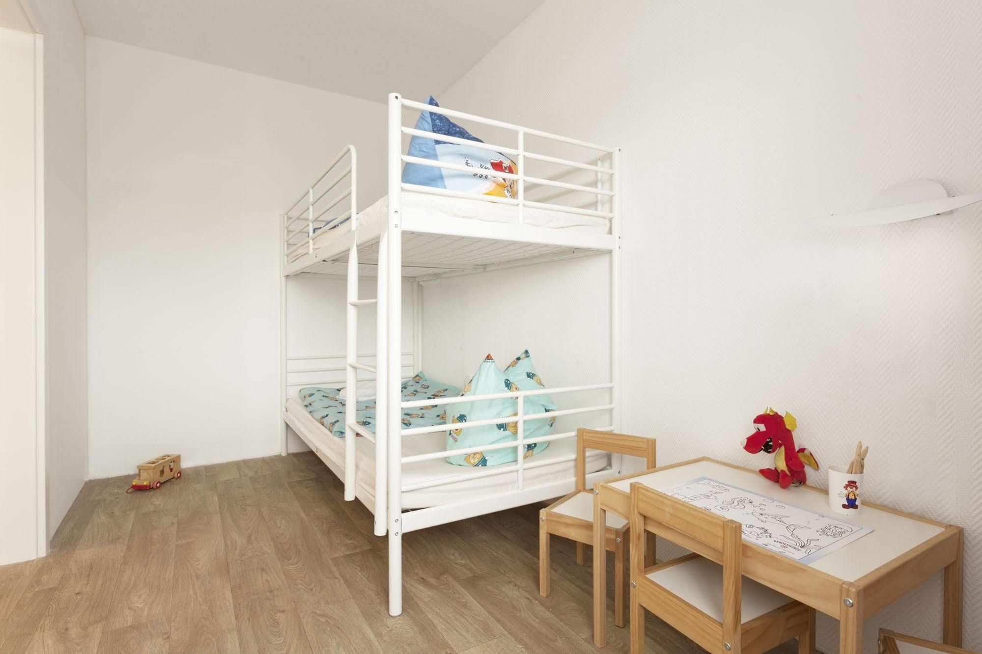 Motel ชตราลซุนด์ ภายนอก รูปภาพ