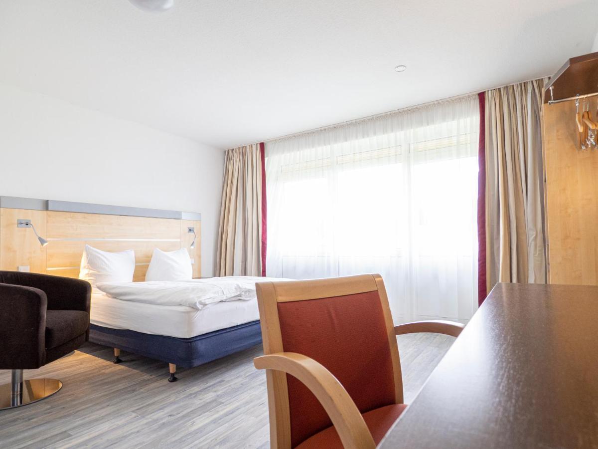 Motel ชตราลซุนด์ ภายนอก รูปภาพ